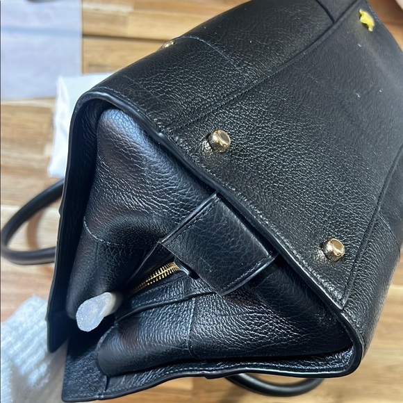 Coach Black Leather Women's Bag - Picture 6 of 10